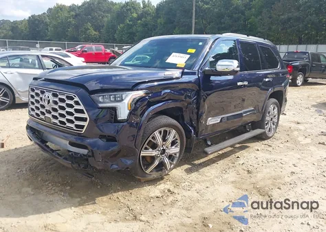 2025 Toyota Sequoia Capstone z USA, uszkodzony, nr VIN 7SVAAABA5SX055248